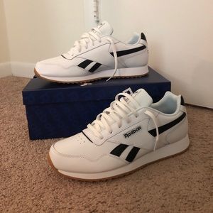 Men’s Reebok sneakers